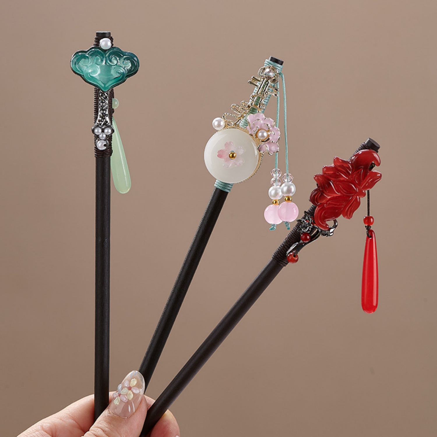 여성을위한 빈티지 꽃 머리핀 우아한 나무 꽃 머리 스틱 - Women Accessories Aesthetic 리뷰 및 가격